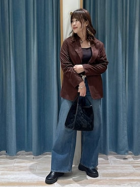 「HEREIAM（ヘレイアム）のアイテム（バッグ）」を使った、akariさん（レディース・161cm）の秋コーディネート