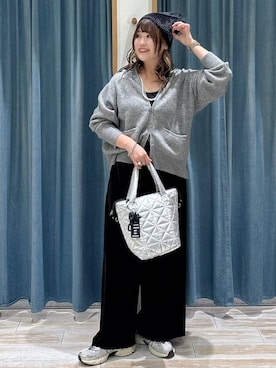 「アイテム（ニットキャップ/ビーニー）」を使った、akariさん（レディース・161cm・30代）の秋コーディネート