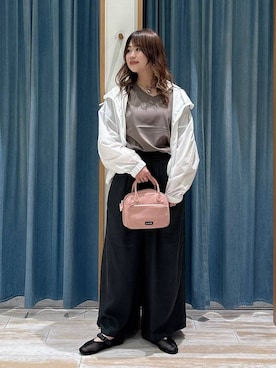 「BAYFLOW（ベイフロー）のアイテム（パンツ）」を使った、akariさん（レディース・161cm）の春コーディネート