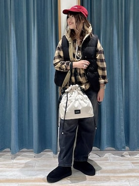 「アイテム（ベスト）」を使った、akariさん（レディース・161cm・30代）の秋コーディネート