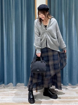 「BAYFLOW（ベイフロー）のマルチパールネックレス（ネックレス）」を使った、akariさん（レディース・161cm）の秋コーディネート