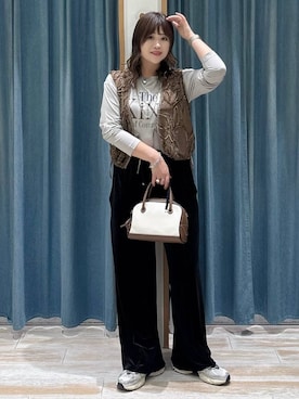 「アイテム（ブレスレット）」を使った、akariさん（レディース・161cm・30代）の秋コーディネート