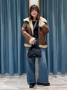 「アイテム（ムートンコート）」を使った、akariさん（レディース・161cm・30代）の秋コーディネート