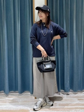 「アイテム（アクセサリー、グレー系）」を使った、akariさん（レディース・161cm）の秋コーディネート