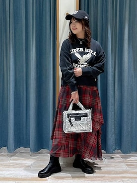 「BAYFLOW（ベイフロー）のアイテム（ショルダーバッグ）」を使った、akariさん（レディース・161cm）の秋コーディネート