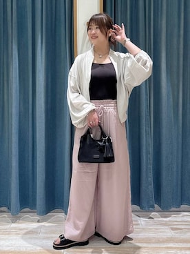 「BAYFLOW（ベイフロー）のアイテム（パンツ）」を使った、akariさん（レディース・161cm）の春コーディネート