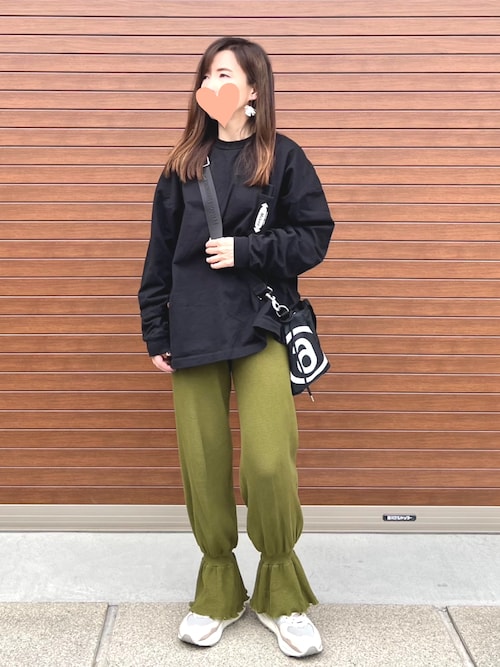 Uhr（ウーア）の「＜Uhr＞ワッフルギャザーヘムパンツΨ（その他