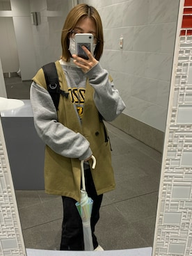 「LOWRYS FARM（ローリーズファーム）のメランジツイルミドルベスト　956913（ベスト、イエロー系）」を使った、tinaさん（レディース・154cm）の秋コーディネート