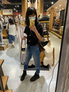 F.Lさんのコーディネート