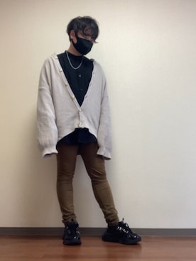 「アイテム（バングル/リストバンド）」を使った、よぎまる🐰さん（メンズ・169cm）の春コーディネート