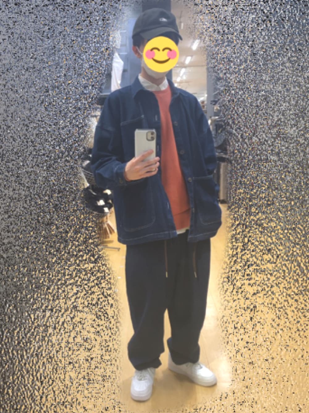 「今日のコーデ、ラフコーデ、オトナカジュアル、セットアップ、カジュアル、カバーオール、デニムジャケット、バルーンパンツ、ダボパン、おしゃれさんと繋がりたい、NIKE、白スニーカー、キャップ、白シャツ、レイヤードスタイル」｜「BACK NUMBERの【BACK NUMBER】バルーンデニムイージーパンツ（デニムパンツ、ブルー系）」を使った、HARUTOさん（メンズ・166cm）の春コーディネートの1枚目の写真