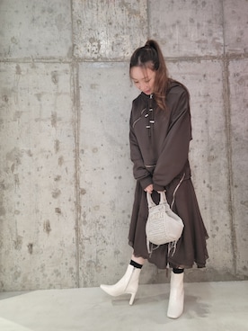 「DIESEL」｜「アイテム（ブーツ）」を使った、YUIさん（レディース・160cm）の秋コーディネート