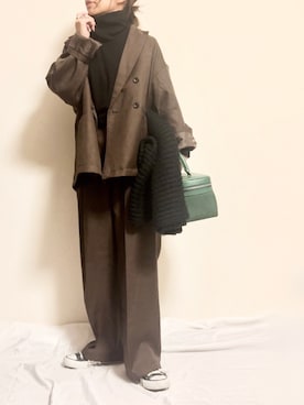 「差し色」｜「アイテム（セットアップ）」を使った、ayuMi◡̈さん（レディース・152cm）の冬コーディネート