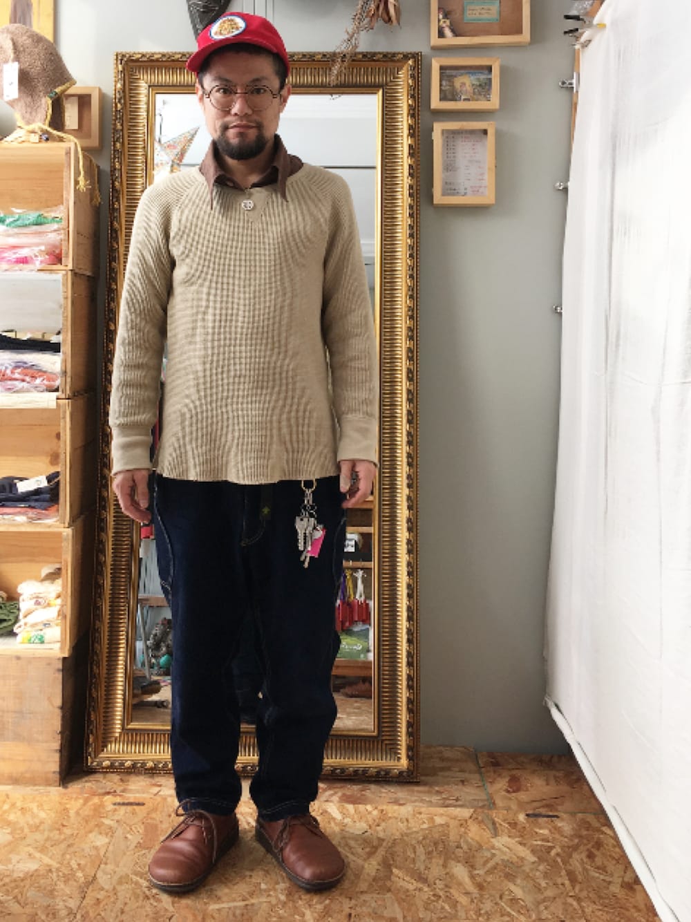 「私の推しブランド、シンプルコーデ、大人コーデ、ベージュ、YAMAGATA、服屋ウタタネ」｜「GOWESTのアイテム（キャップ、レッド系）」を使った、꧁東根市(未)公認市長候補꧂さん（メンズ・164cm）の冬コーディネートの1枚目の写真