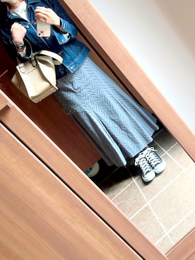 「アイテム（デジタル腕時計）」を使った、みきつんさん（レディース・166cm・20代）の春コーディネート