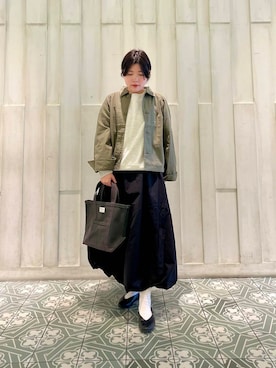 「アイテム（ミリタリージャケット）」を使った、kaoriさん（レディース・148cm）の秋コーディネート