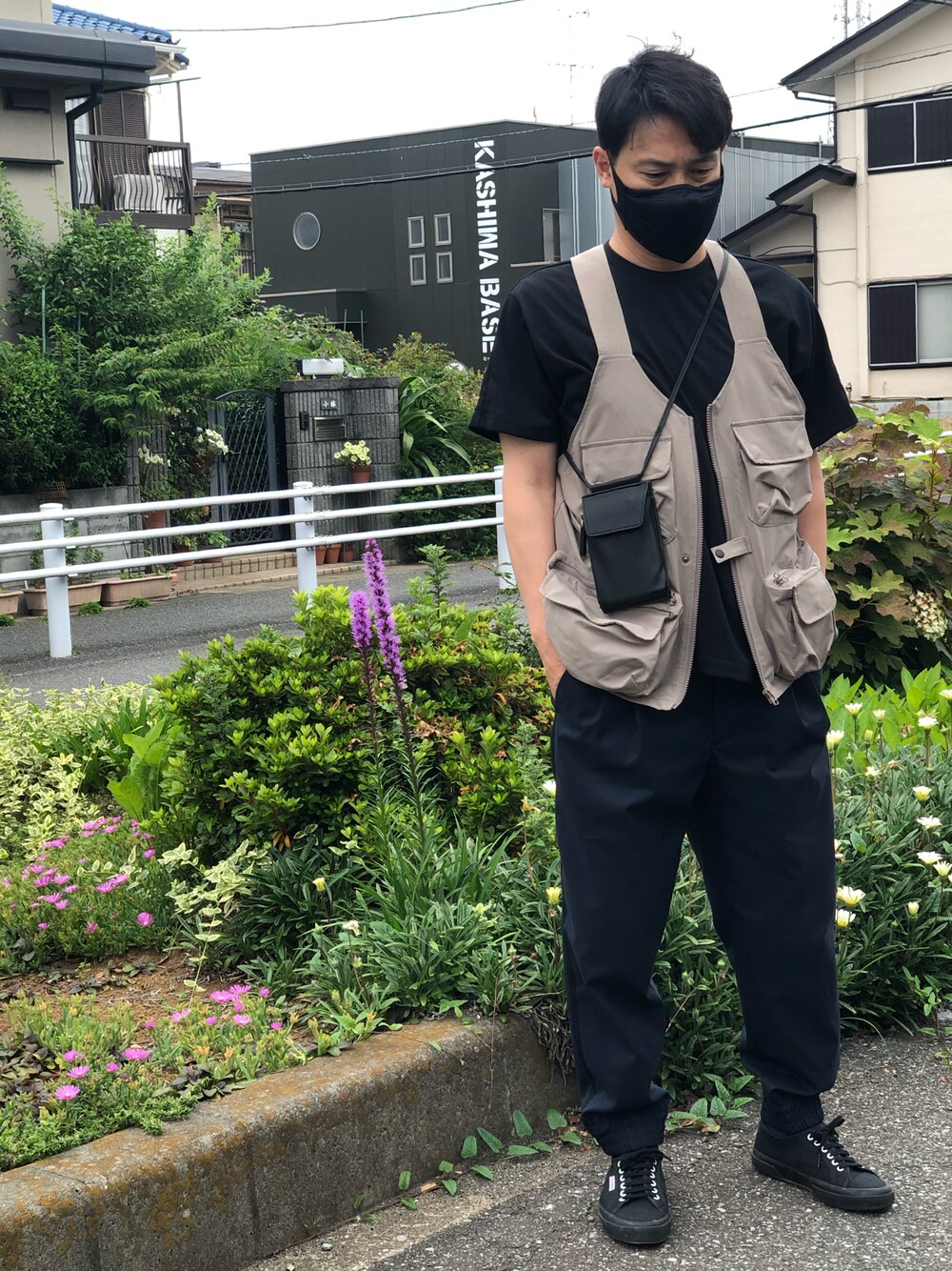 「今日のコーデ、休日コーデ」｜「MAISON SPECIALの“365” テックファブリックショートスリーブカットソー 【MAISON SPECIAL/メゾンスペシャル】（Tシャツ/カットソー、ブラック系）」を使った、clockworkysさん（メンズ・168cm）の夏コーディネートの1枚目の写真