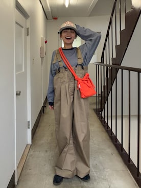 「アイテム（チノパンツ）」を使った、Riiさん（レディース・157cm）の秋コーディネート