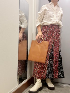 「アイテム（イヤリング）」を使った、ゆみこさん（レディース・155cm）の秋コーディネート