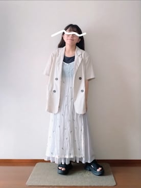 「reca（レカ）の小花柄刺繍シアーキャミワンピース（ワンピース、ホワイト系）」を使った、もちいりかさん（レディース・148cm）の夏コーディネート