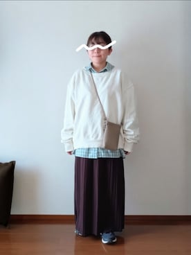 「DISCOAT（ディスコート）のピグメントワンショルスウェット（Tシャツ/カットソー、ホワイト系）」を使った、もちいりかさん（レディース・148cm）の春コーディネート