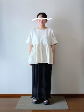 「ITEMS URBANRESEARCH（アイテムズ アーバンリサーチ）のポンチドッキング半袖トップス（Tシャツ/カットソー、ホワイト系）」を使った、もちいりかさん（レディース・148cm）の夏コーディネート