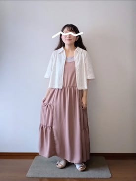 「Honeys（ハニーズ）のレースシャツ（カーディガン/ボレロ、ホワイト系）」を使った、もちいりかさん（レディース・148cm）の夏コーディネート