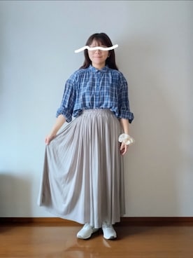 「UNIQLO（ユニクロ）のアイテム（シャツ/ブラウス、ブルー系）」を使った、もちいりかさん（レディース・148cm）の春コーディネート
