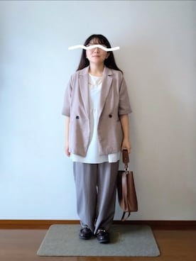 「zena（ジェナ）のリネンライクハーフスリーブジャケット（テーラードジャケット、ベージュ系）」を使った、もちいりかさん（レディース・148cm）の秋コーディネート