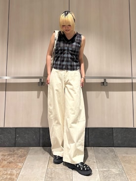 「KBF（ケイビーエフ）のコクーンWIDEパンツ（その他パンツ、ホワイト系）」を使った、ohanasannさん（レディース・166cm）の夏コーディネート
