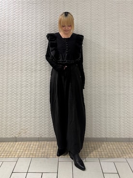 「KBF（ケイビーエフ）の2WAYバイカラーフリルブラウス（シャツ/ブラウス、ブラック系）」を使った、ohanasannさん（レディース・166cm）の春コーディネート