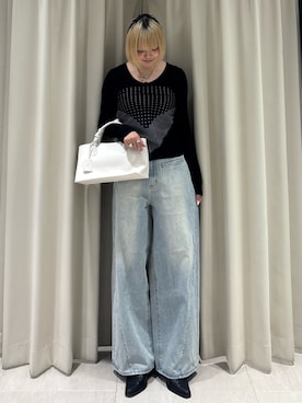 「KBF（ケイビーエフ）のチャーム付きワイドボックスBAG（ハンドバッグ、ホワイト系）」を使った、ohanasannさん（レディース・166cm）の春コーディネート