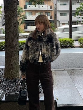 「アイテム（ブルゾン）」を使った、城野香遥さん（レディース・172cm）の秋コーディネート