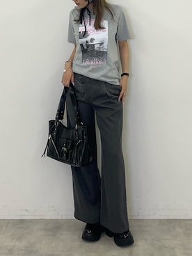 「SLY（スライ）のアイテム」を使った、城野香遥さん（レディース・172cm）の夏コーディネート