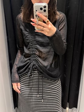 「SLY（スライ）のアイテム（トップス）」を使った、城野香遥さん（レディース・172cm）の春コーディネート