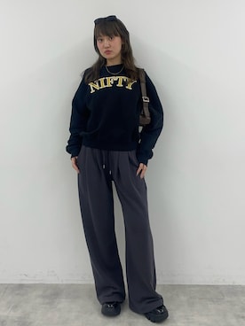 「SLY（スライ）のアイテム（トップス）」を使った、城野香遥さん（レディース・172cm）の秋コーディネート