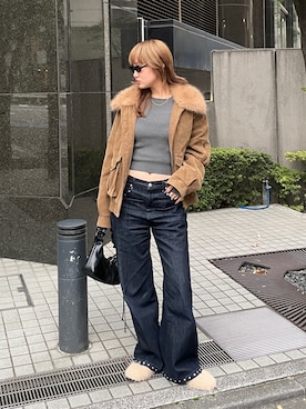 「アイテム（パンプス）」を使った、城野香遥さん（レディース・172cm）の秋コーディネート