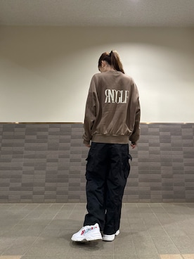 「アイテム（カーゴパンツ）」を使った、saaaya_codeさん（レディース・161cm）の秋コーディネート