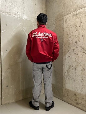 「アイテム（ミリタリージャケット、レッド系）」を使った、M.Kさん（メンズ・172cm）の冬コーディネート