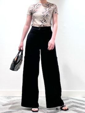 「Desigual（デシグアル）のアイテム（サンダル）」を使った、Desigual 神戸阪急 STAFFさん（レディース・168cm）の夏コーディネート
