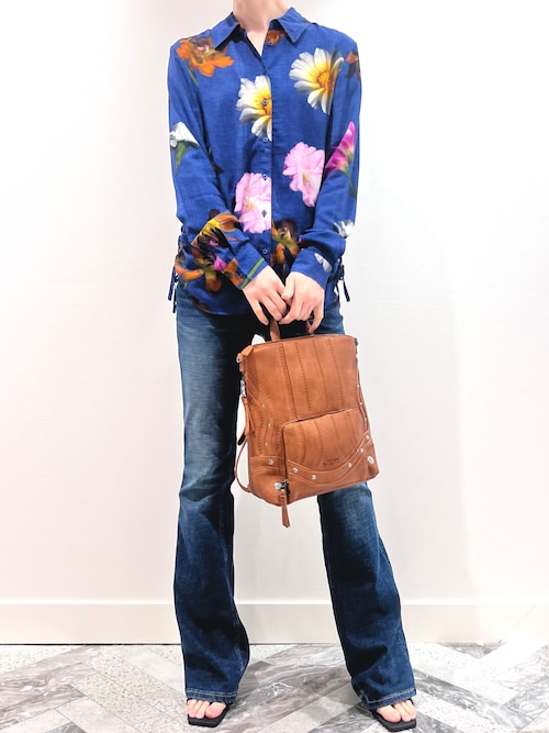 Desigual　　　デシグアル　　ネイビー　　　刺しゅう入りモッズコー 2025年最新】Desigualモッズコートの人気アイテム - メルカリ