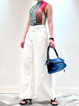 「Desigual（デシグアル）のアイテム（パンツ）」を使った、Desigual 神戸阪急 STAFFさん（レディース・168cm）の夏コーディネート