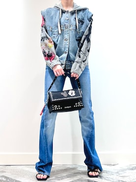 「Desigual」｜「アイテム（ジャケット/アウター）」を使った、Desigual 神戸阪急 STAFFさん（レディース・168cm）の夏コーディネート