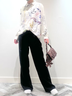 「アイテム（ハンドバッグ）」を使った、Desigual 神戸阪急 STAFFさん（レディース・170cm）の夏コーディネート
