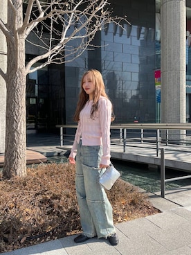 「カーブデニム」｜akariさん（レディース・157cm）の冬コーディネート