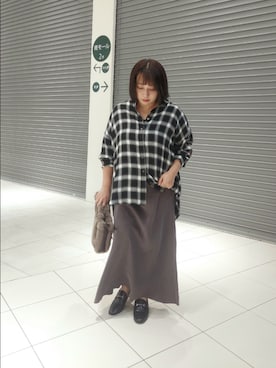 「RIVE DROITE（リヴドロワ）のレザービットローファー（ローファー）」を使った、nar18さん（レディース・156cm）の秋コーディネート