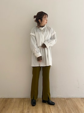 「w closet（ダブルクローゼット）の前スリットセミフレアパンツ（その他パンツ、グリーン系）」を使った、washikitaさん（レディース・153cm）の夏コーディネート