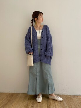 「w closet（ダブルクローゼット）のアルパカ風糸Vネックカーディガン（カーディガン/ボレロ、ブルー系）」を使った、washikitaさん（レディース・153cm）の秋コーディネート