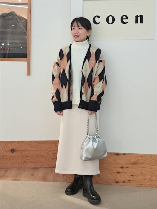 coenなるせさんのコーディネート