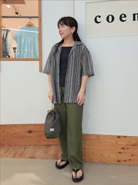 「coenスタッフスタイリング」｜「アイテム（スラックス）」を使った、coenなるせさん（レディース・157cm）の夏コーディネート
